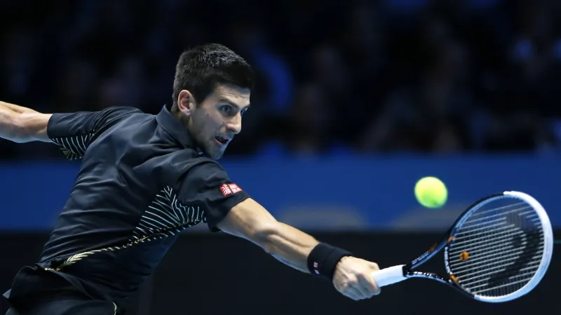 Novak Djokovič během zápasu s Berdychem na Turnaji mistrů