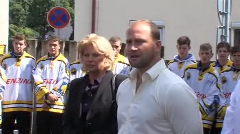 Litvínovští si připomněli památku Ivana Hlinky