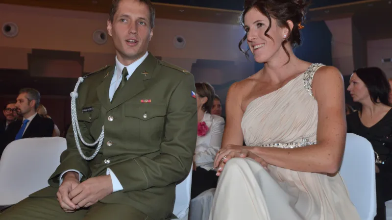 Zuzana Hejnová vedle Vítězslava Veselého