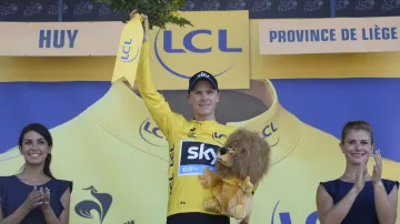 Chris Froome ve žlutém dresu