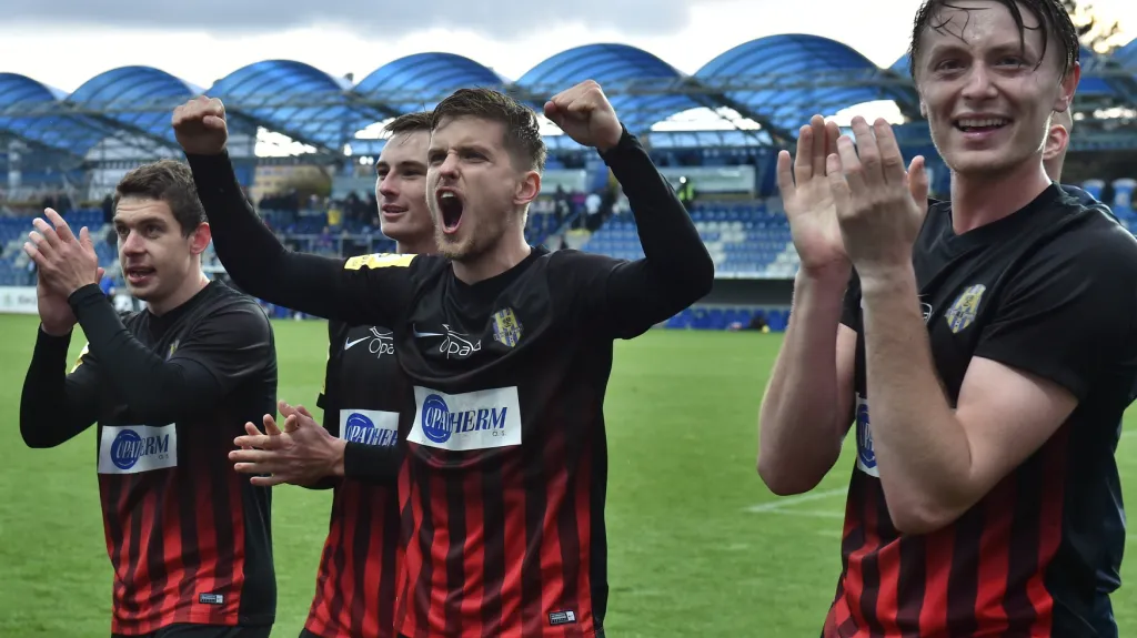 Radující se hráči Opavy