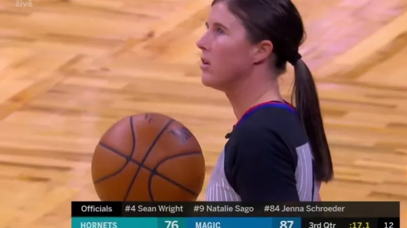 Zápas NBA poprvé rozhodovaly dvě ženy