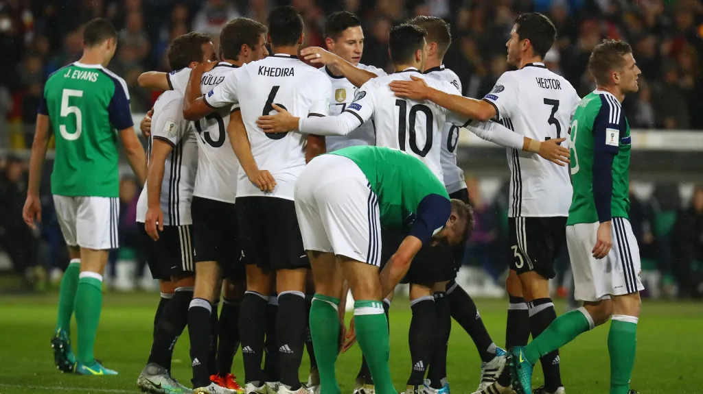 Němci slaví kvalifikační výhru nad Severním Irskem