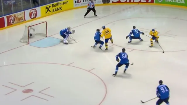 Gól v utkání Finsko – Švédsko: E. Pettersson – 1:3 (21. min.)