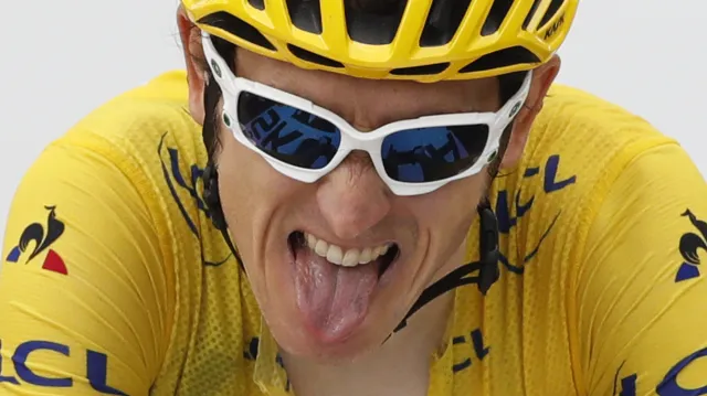 Finiš 17. etapy Tour de France 2018