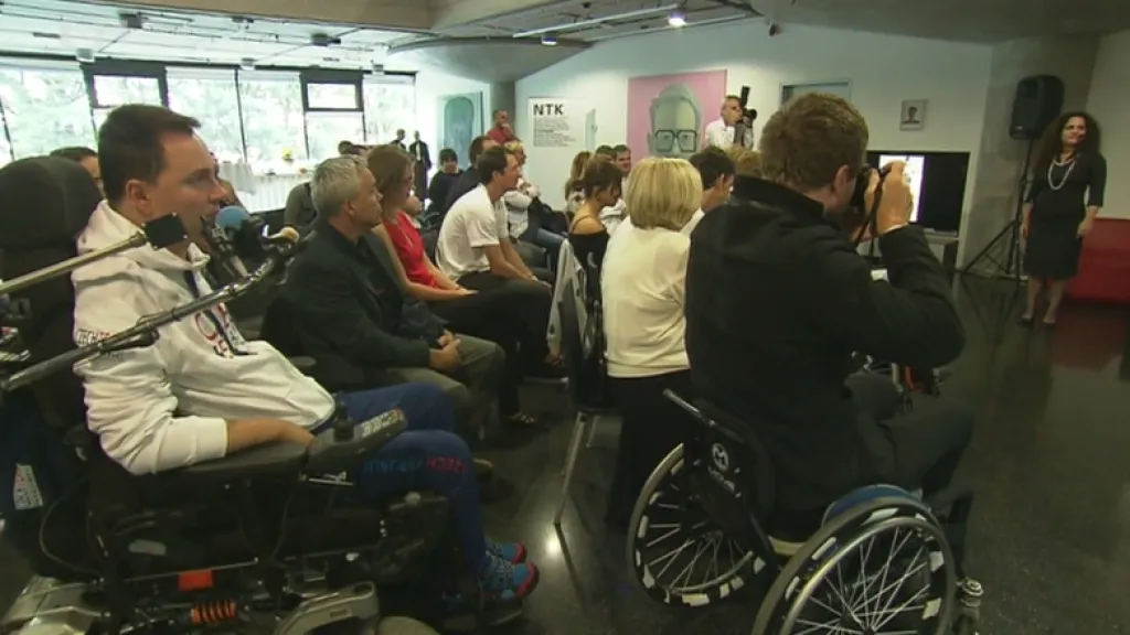 Ministryně Valachová přijala úspěšné paralympioniky