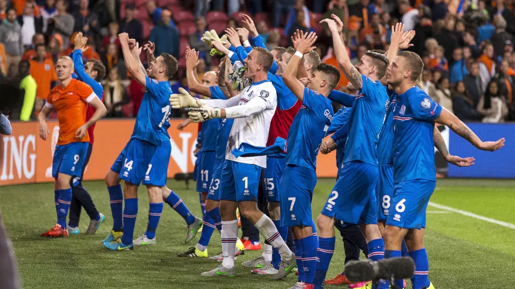 Islandští fotbalisté