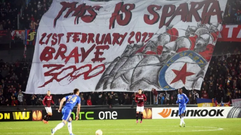 Sparťanští fanoušci při zápase s Chelsea