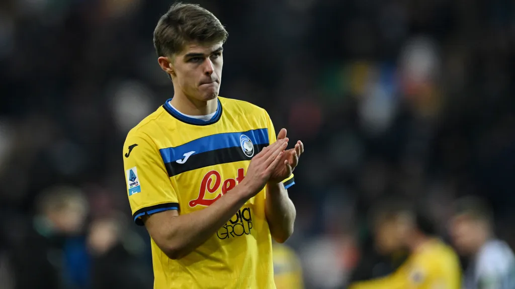 Charles De Ketelaere hrající za Atalantu 