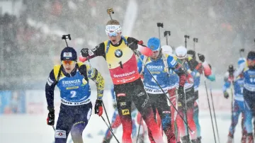 Sestřih závodu biatlonistů s hromadným startem