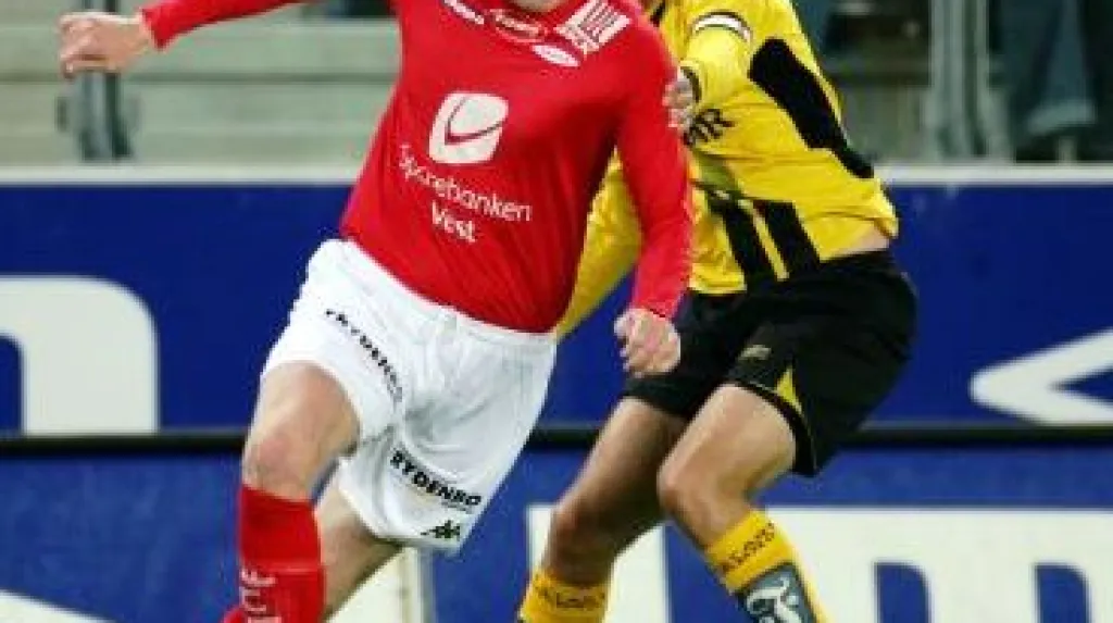 Hráč Brann Bergenu Armann Björnsson v akci