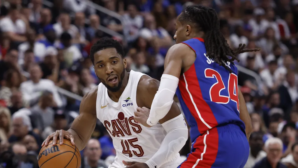 Donovan Mitchell v utkání s Detroitem