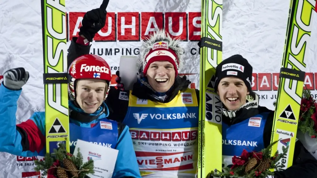 Thomas Morgenstern, Ville Larinto a Simon Ammann