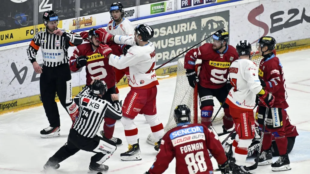 Potyčka v utkání Sparta – Olomouc