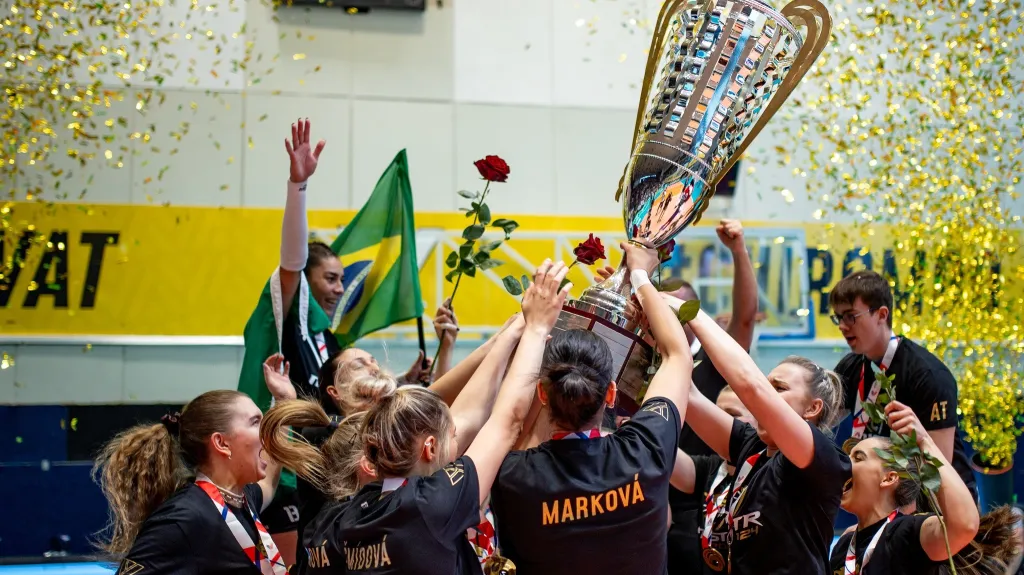 Radost volejbalistek Šelem Brno