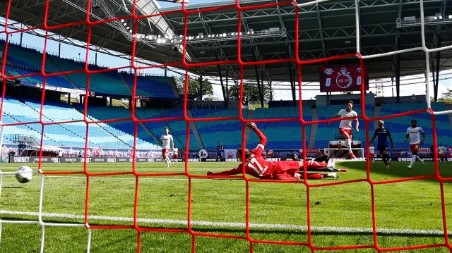 Schick opět skóroval, ale Lipsku unikla výhra v nastavení