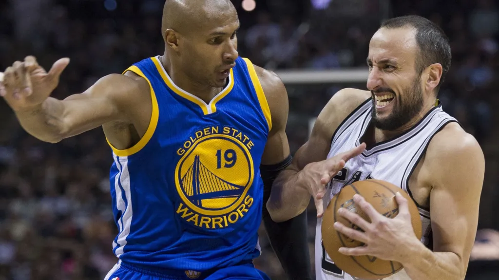 Utkání San Antonio - Golden State