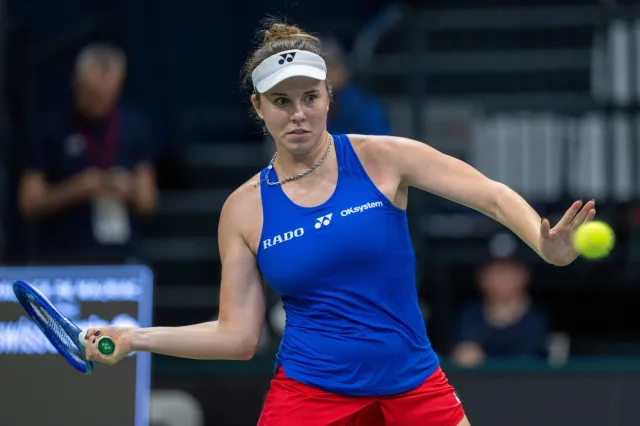 Nosková dotáhla český nápor, po úvodních dvouhrách je tak stav shodný