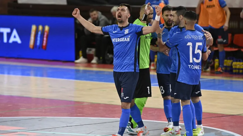 Po dramatických penaltách slaví Chrudim futsalový titul