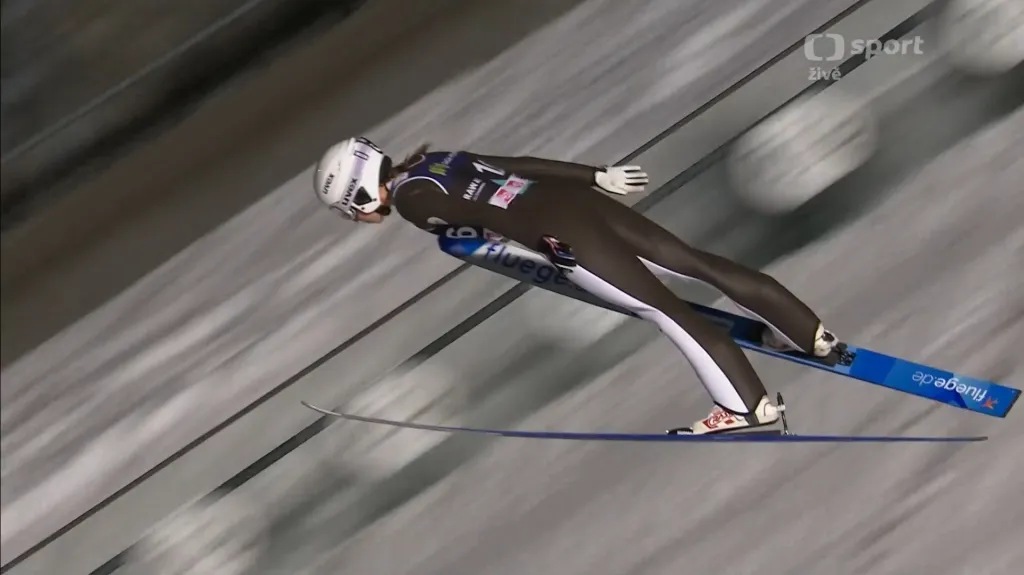 Skok Karolíny Indráčkové v 1. kole