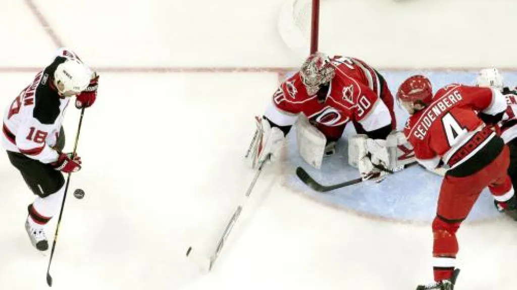 Utkání Carolina - New Jersey