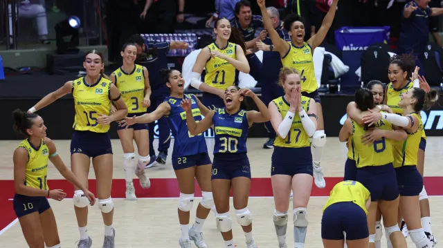 Závěr tie-breaku utkání Japonsko – Brazílie