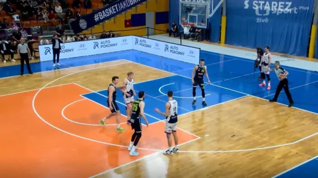 Závěr utkání Brno – Opava