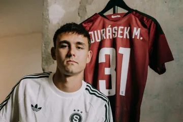 Matěj Jurásek posiluje Spartu