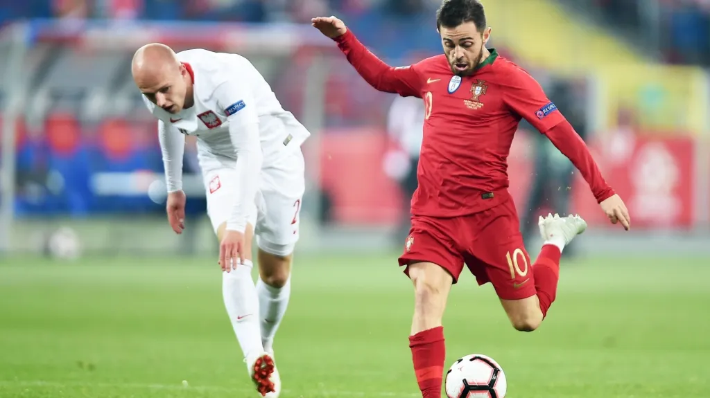 Portugalský Bernardo Silva proti Polsku
