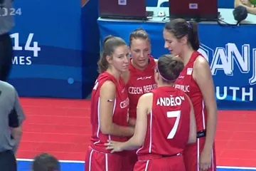 České basketbalistky na OH mládeže drtí soupeřky