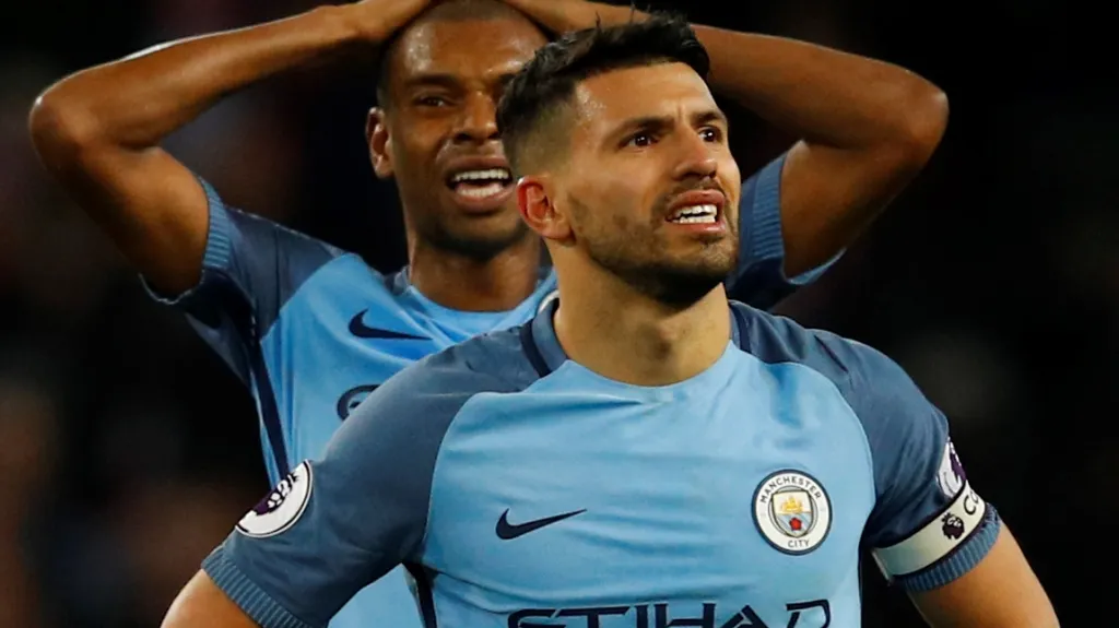 Zklamaní Fernandinho a Agüero