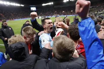 Slavící Matěj Kovář