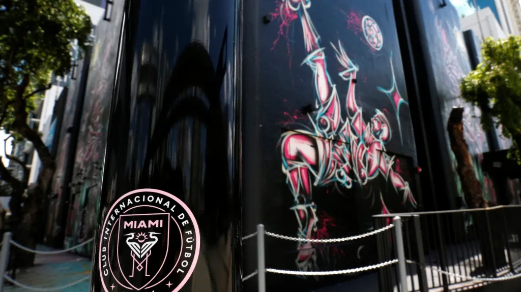 Oficiální logo nového týmu MLS Club Internacional de Futbol Miami