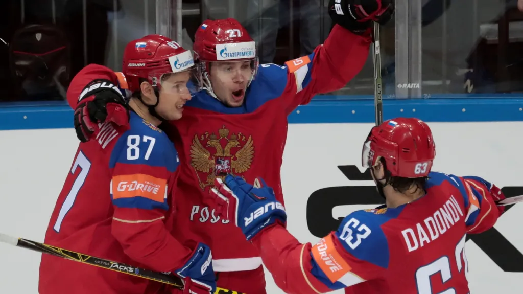 Elitní ruské trio Šipačov, Panarin a Dadonov