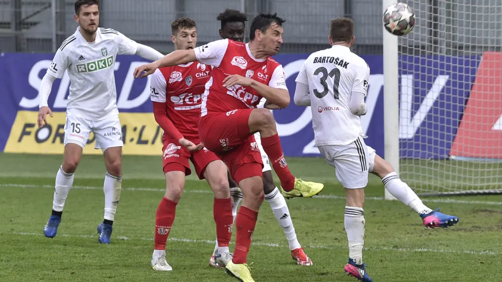 Utkání Karviná - Pardubice