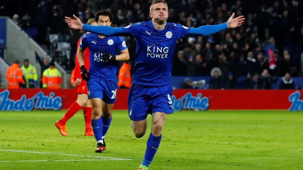 Jamie Vardy se raduje z gólu