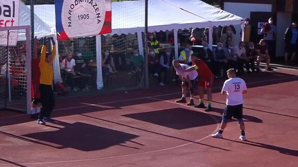 Zápas národní házené mezi Čechy a Moravou