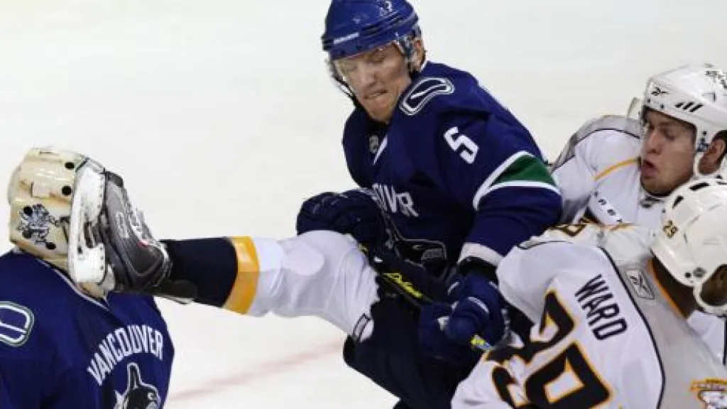 Vancouver - Nashville