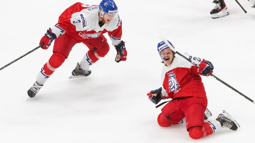 Filip Koffer slaví trefu proti Rusku