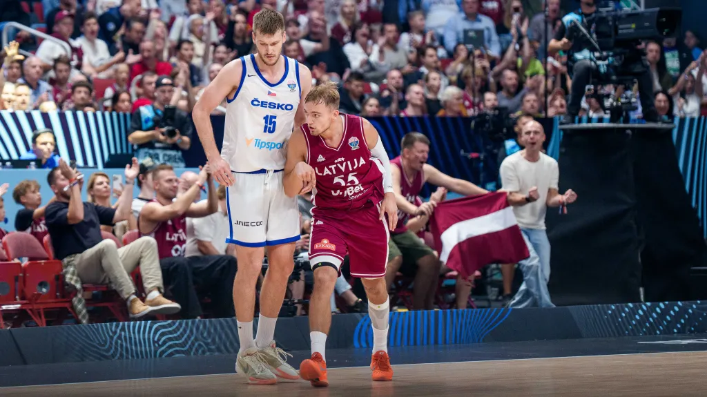 Martin Peterka v utkání s Lotyšskem