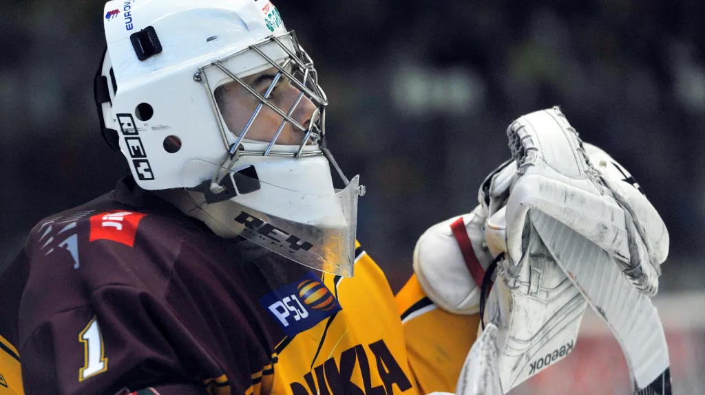 Jihlavský brankář Jakub Škarek