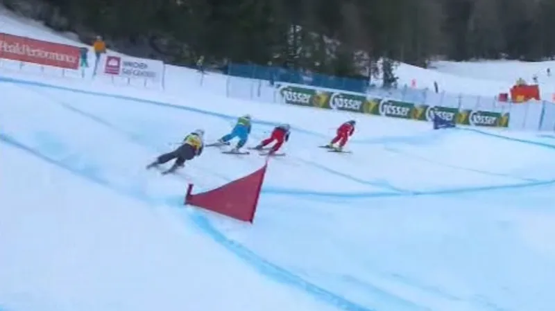 Sestřih závodu skikrosařů a skikrosařek v Innichenu