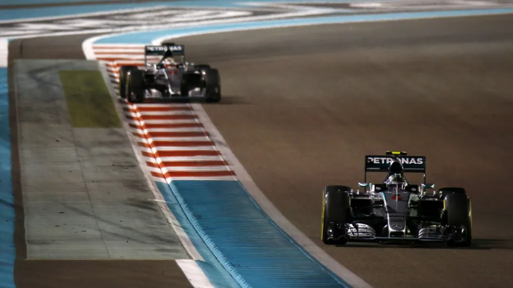 Bezkonkurenční Mercedesy