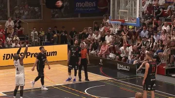 Finále NBL Nymburk – Pardubice