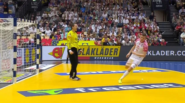 Fantastický zákrok švýcarského gólmana v závěru utkání s Polskem