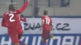 Debutový gól Dočkala na 3:0 - po kombinaci 16 přihrávek (73. min.)