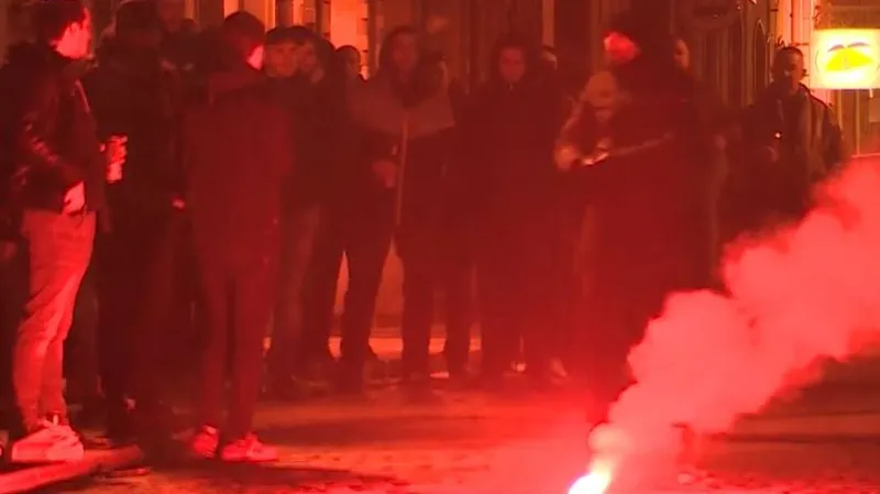 Plzeňská policie musela zasahovat proti fanouškům Záhřebu