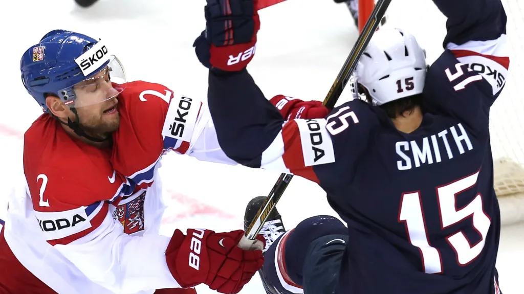 Jakub Kindl v dresu národního celku v utkání proti USA