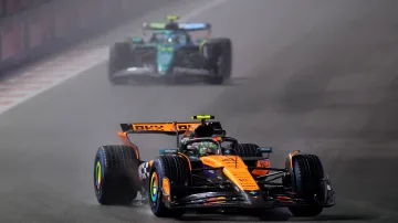 Norris ve Vegas ovládl kvalifikaci a zaútočí na třetí triumf