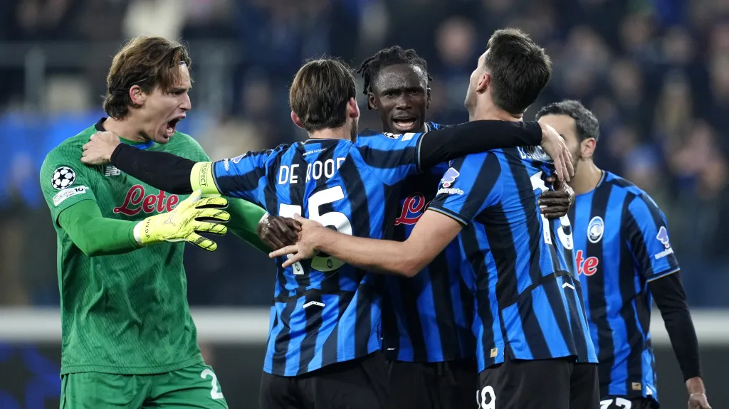 Radující se hráči Atalanty Bergamo